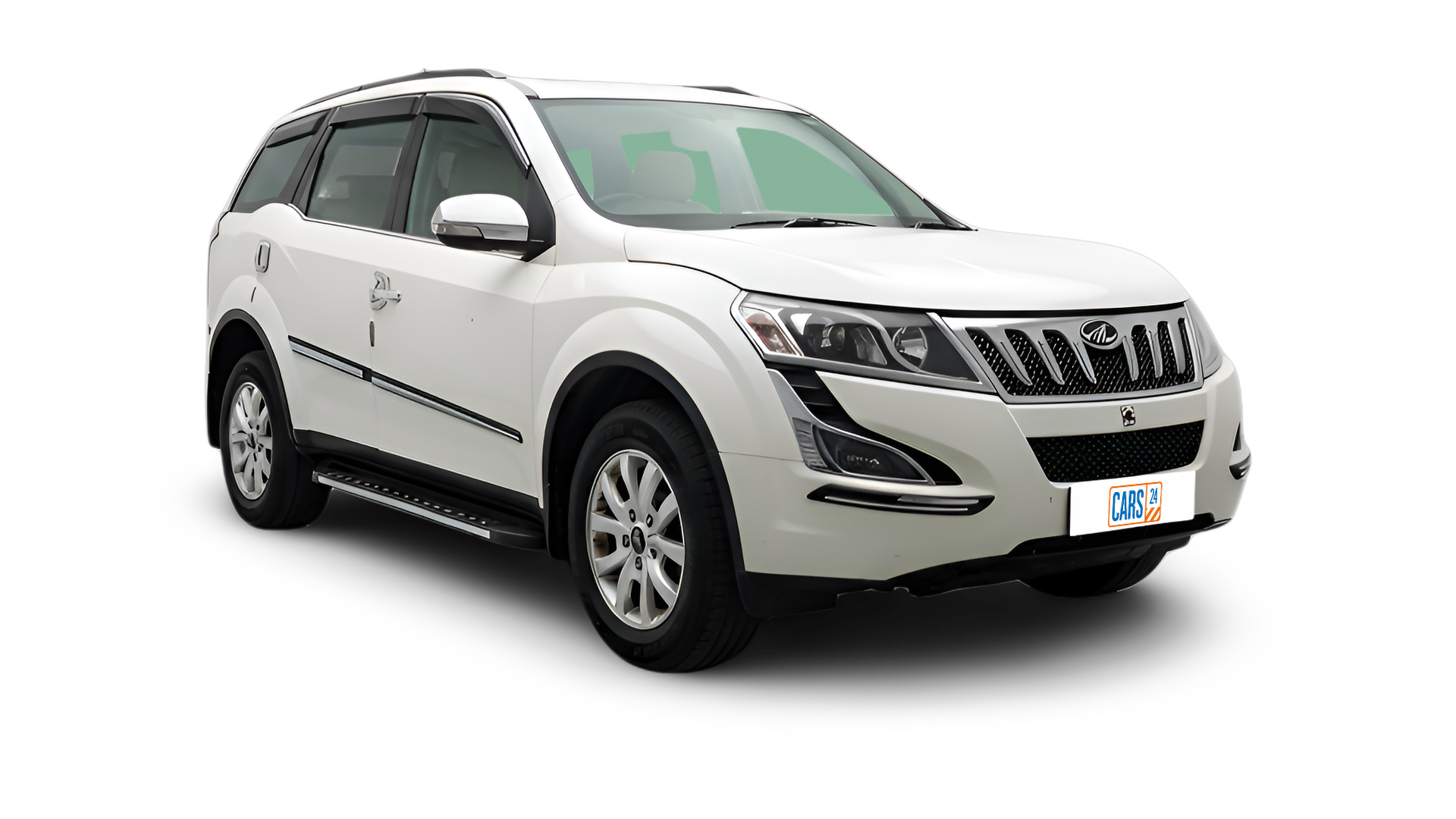 Mahindra XUV500-img